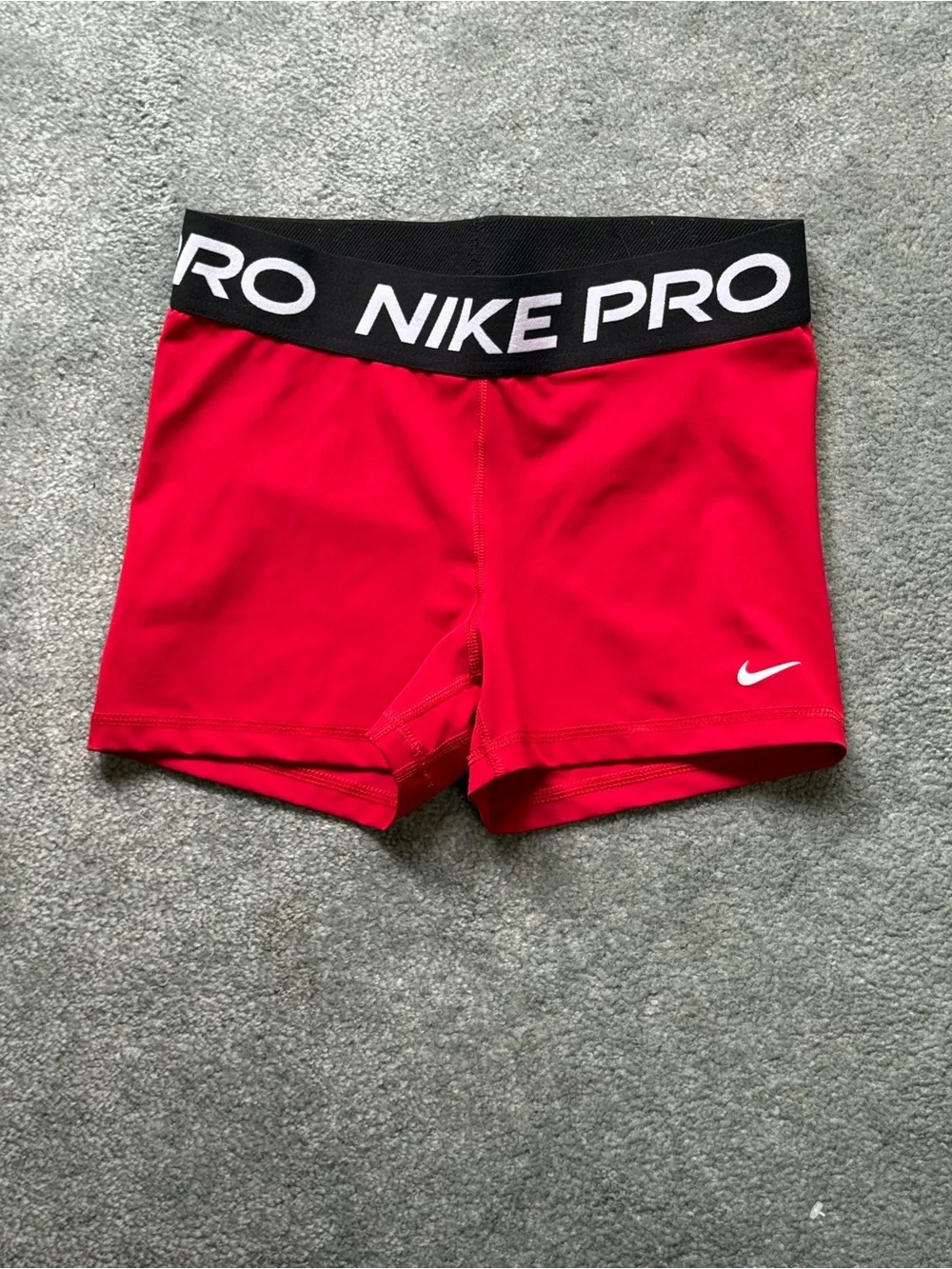 Brand New Nike Pros Size Medium NWOT